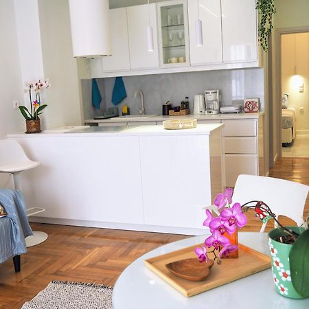 Athens White House Apartment Bagian luar foto
